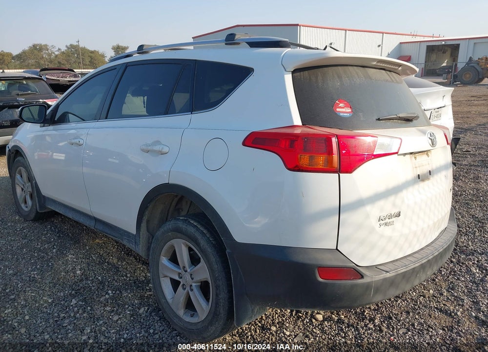 2013 TOYOTA RAV4 XLE VIN: JTMWFREV1DD020659