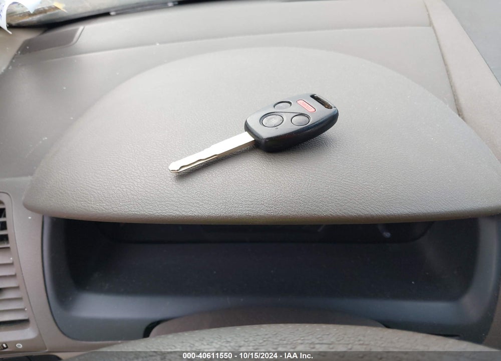 2004 HONDA ACCORD 2.4 LX VIN: 1HGCM56494A169976