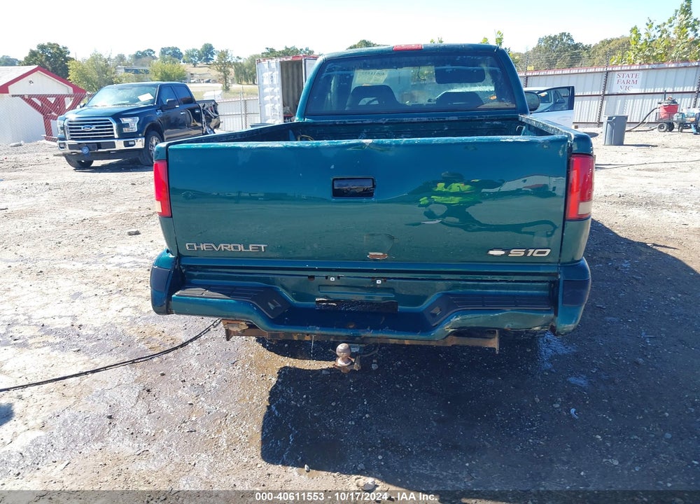 1997 CHEVROLET T10 LS SPORTSIDE VIN: 1GCDT19X5VK177606