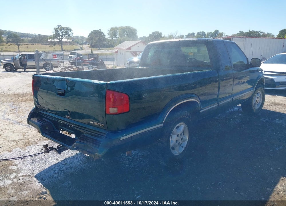 1997 CHEVROLET T10 LS SPORTSIDE VIN: 1GCDT19X5VK177606