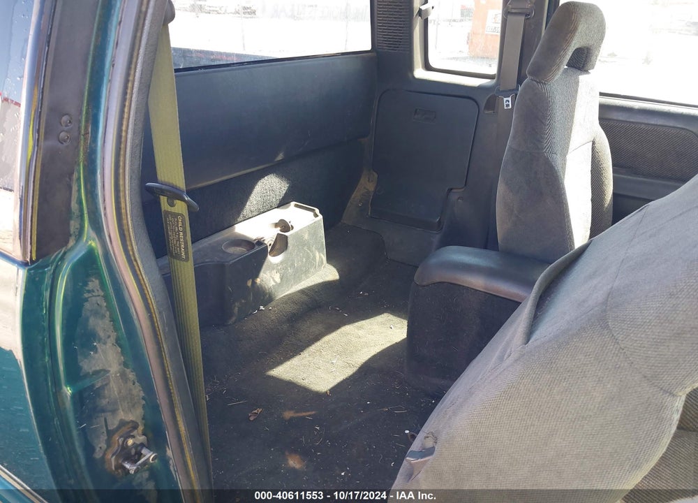 1997 CHEVROLET T10 LS SPORTSIDE VIN: 1GCDT19X5VK177606