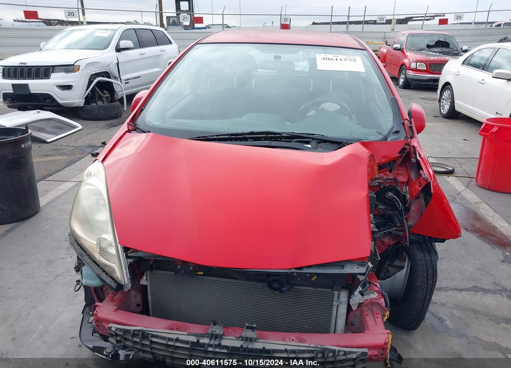 2011 HONDA FIT SPORT VIN: JHMGE8H52BC005022