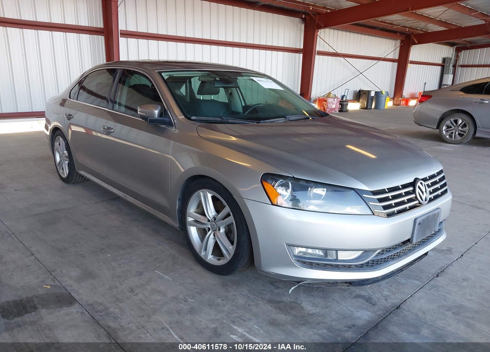 2013 VOLKSWAGEN PASSAT 2.0L TDI SEL PREMIUM VIN: 1VWCN7A33DC050229