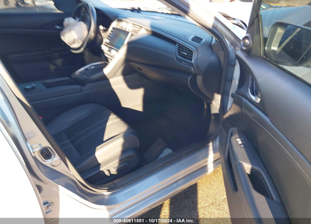 2019 HONDA INSIGHT TOURING VIN: 19XZE4F93KE010280