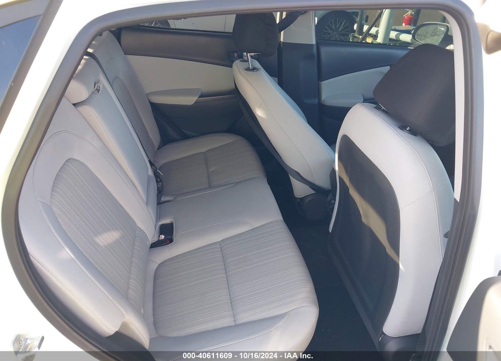 2023 HYUNDAI KONA SEL VIN: KM8K62AB8PU950978
