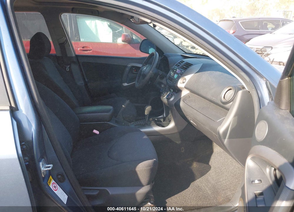 2007 TOYOTA RAV4 SPORT VIN: JTMBD32V976039877