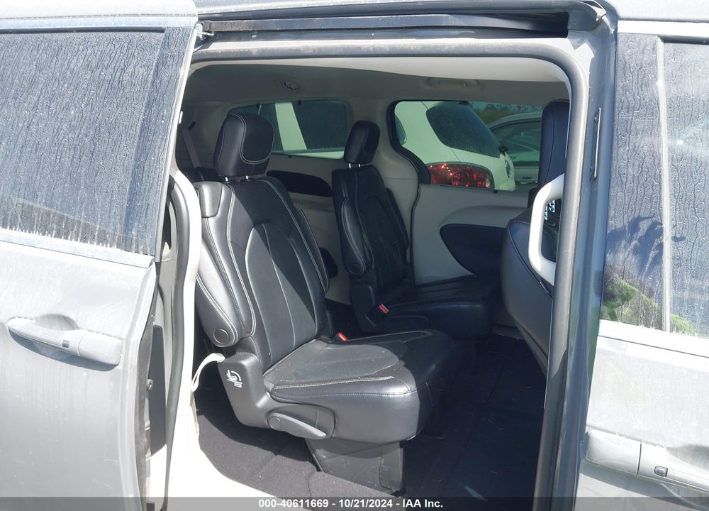 2022 CHRYSLER PACIFICA TOURING L VIN: 2C4RC1BG2NR220073