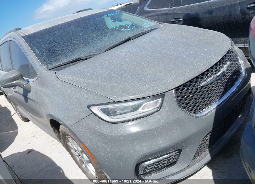 2022 CHRYSLER PACIFICA TOURING L VIN: 2C4RC1BG2NR220073