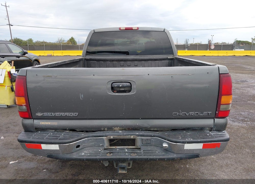 2001 CHEVROLET SILVERADO 1500 LS VIN: 2GCEC19T011322532