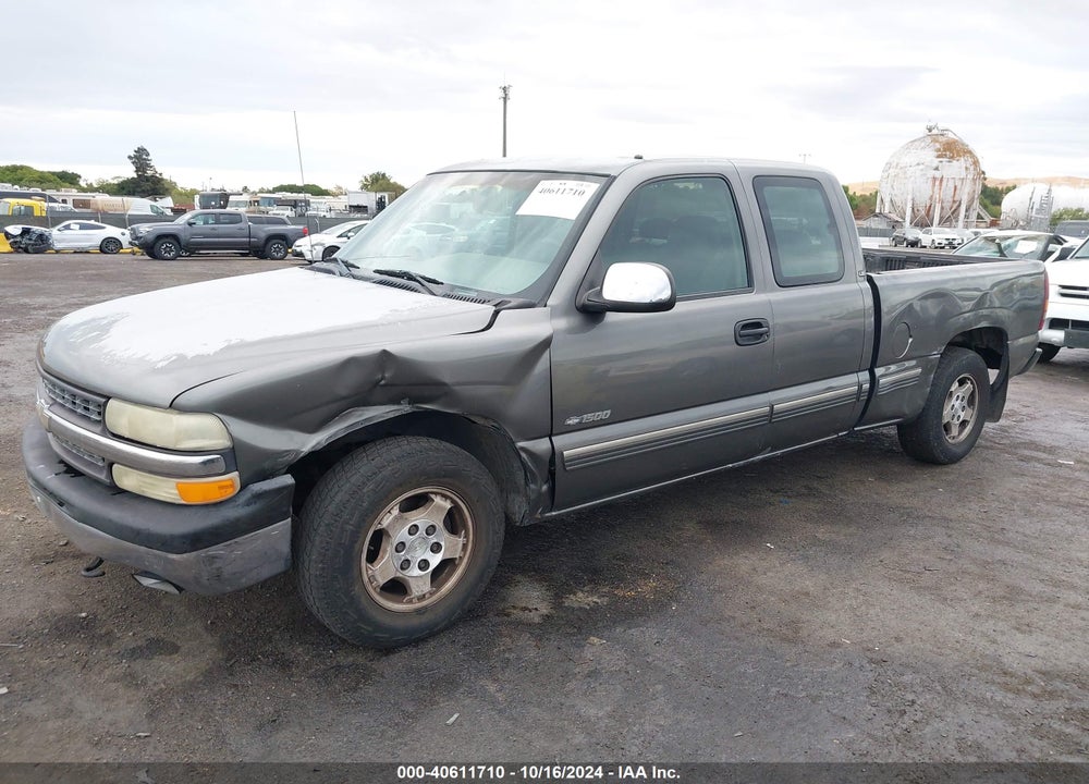 2001 CHEVROLET SILVERADO 1500 LS VIN: 2GCEC19T011322532