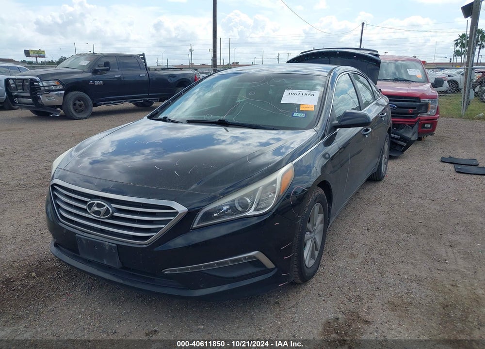 2015 HYUNDAI SONATA SE VIN: 5NPE24AF5FH000565