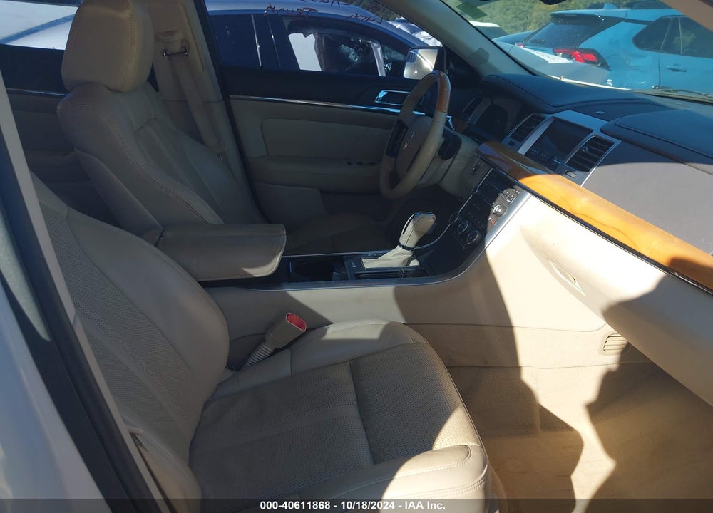 2010 LINCOLN MKS VIN: 1LNHL9DR4AG614965