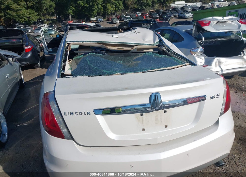 2010 LINCOLN MKS VIN: 1LNHL9DR4AG614965