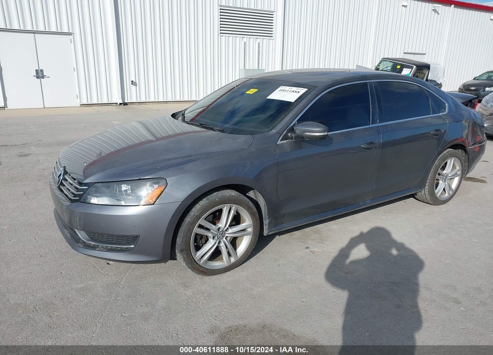 2014 VOLKSWAGEN PASSAT 2.0L TDI SE VIN: 1VWBN7A3XEC049897