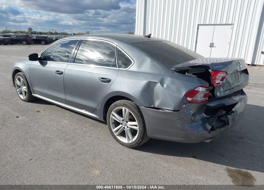 2014 VOLKSWAGEN PASSAT 2.0L TDI SE VIN: 1VWBN7A3XEC049897