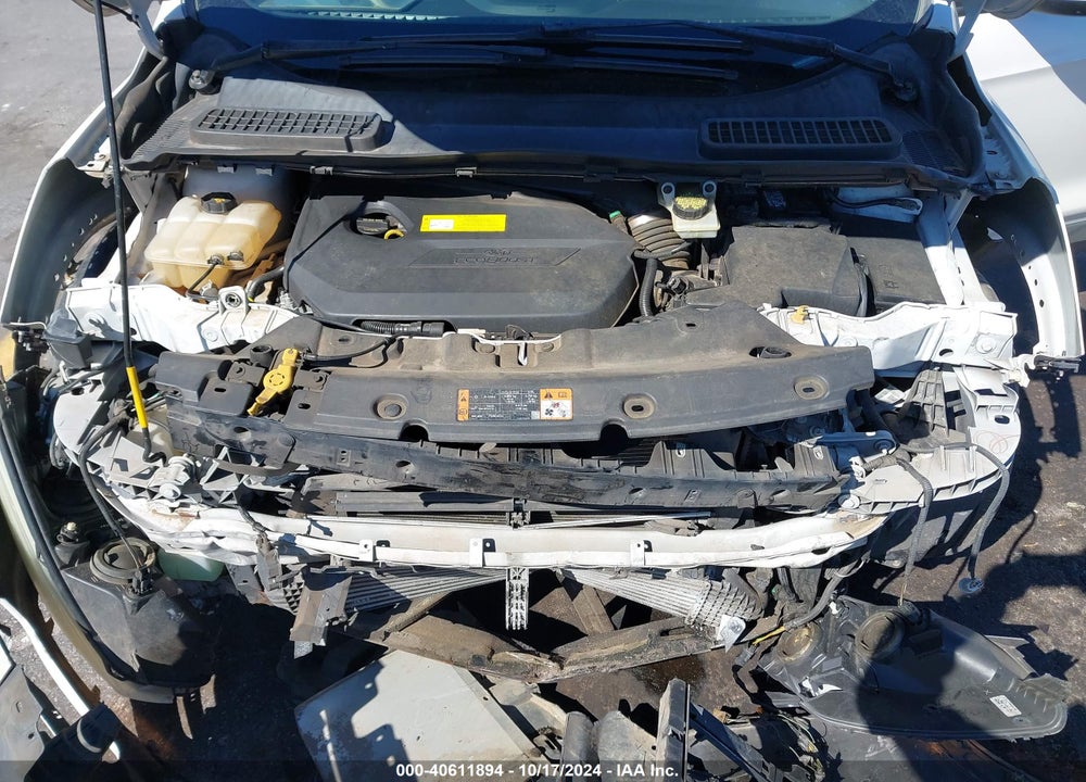 2015 FORD ESCAPE SE VIN: 1FMCU0GX6FUC06182