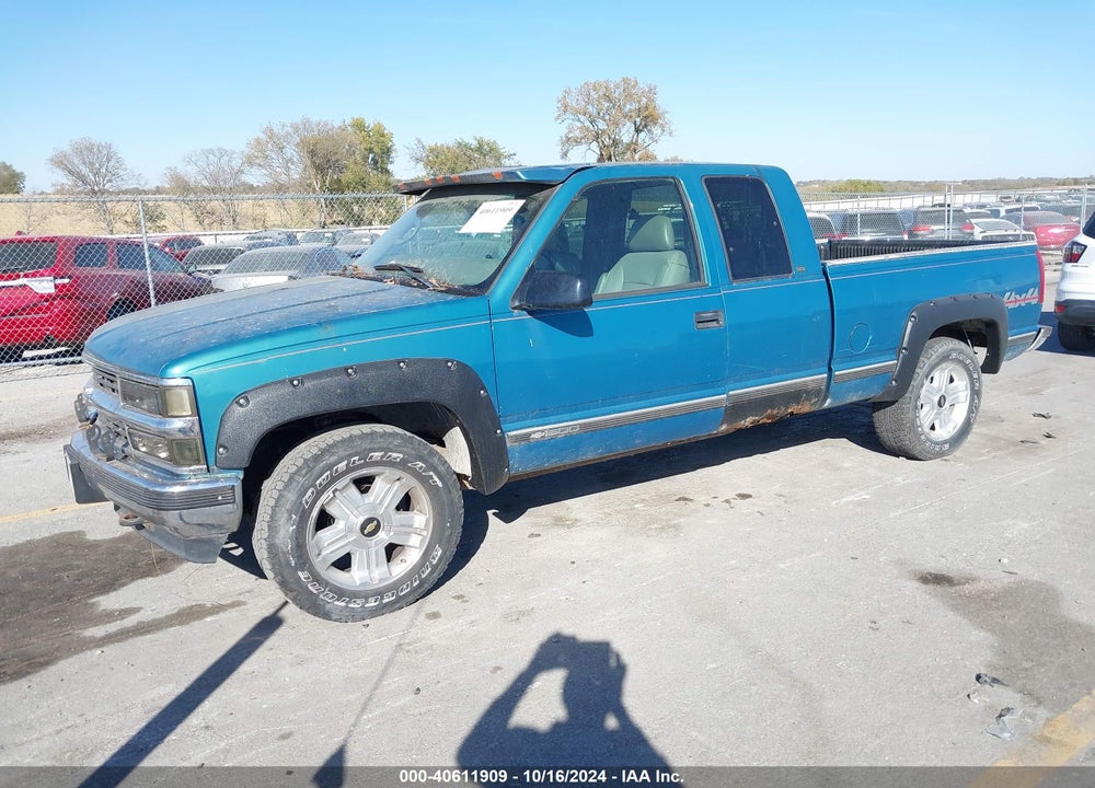 1997 CHEVROLET K1500 FLEETSIDE VIN: 2GCEK19R8V1281838