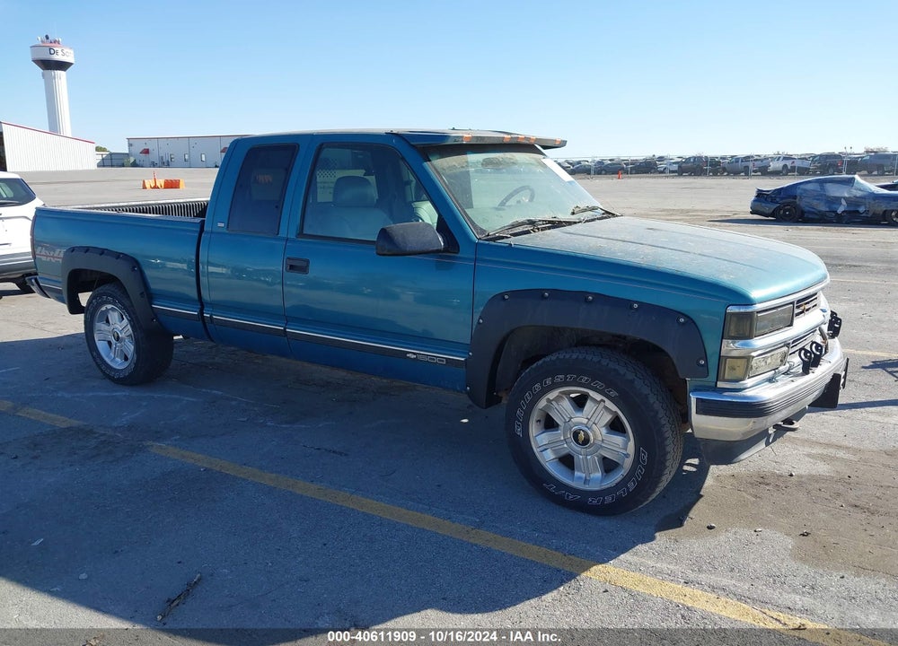 1997 CHEVROLET K1500 FLEETSIDE VIN: 2GCEK19R8V1281838