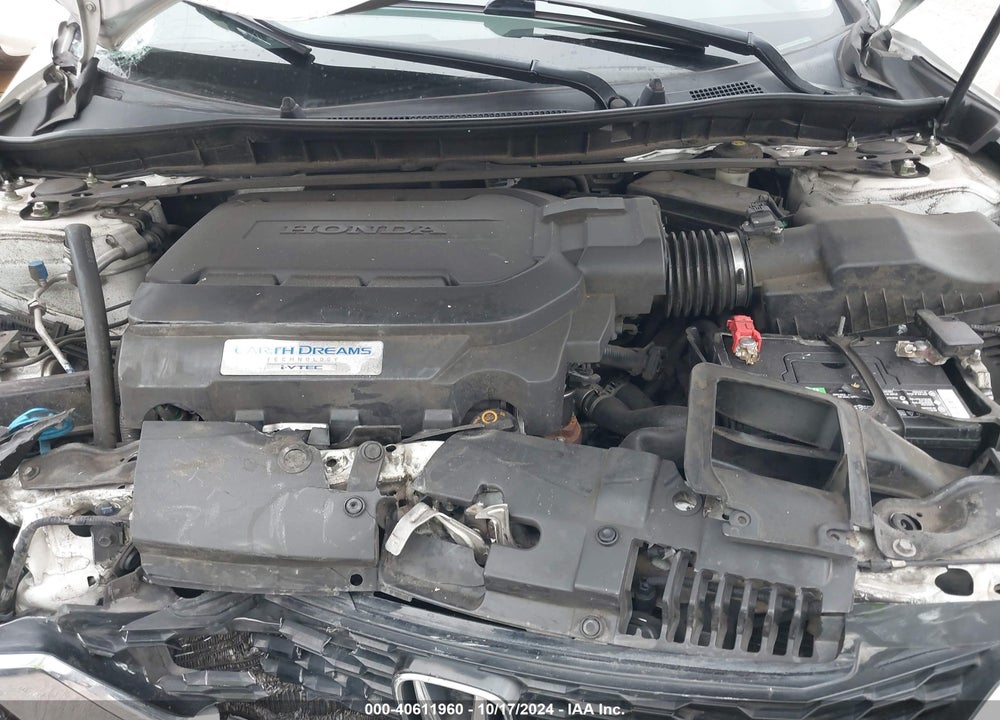 2013 HONDA ACCORD EX-L V-6 VIN: 1HGCT2B85DA008311