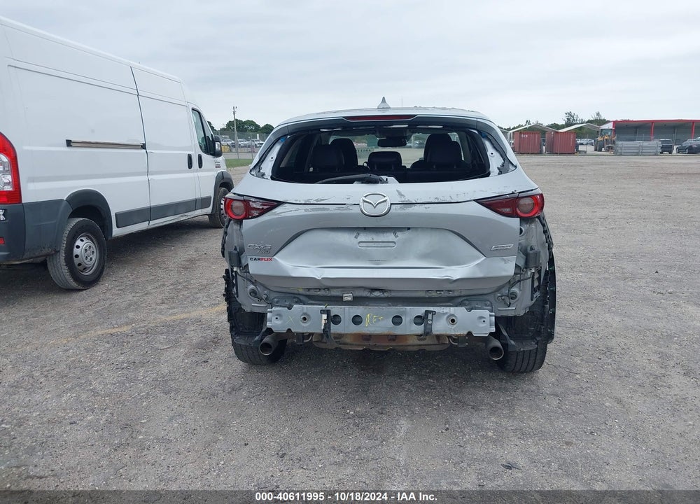 2018 MAZDA CX-5 TOURING VIN: JM3KFBCM6J0329103