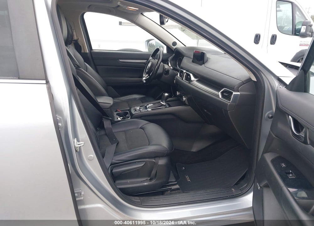 2018 MAZDA CX-5 TOURING VIN: JM3KFBCM6J0329103