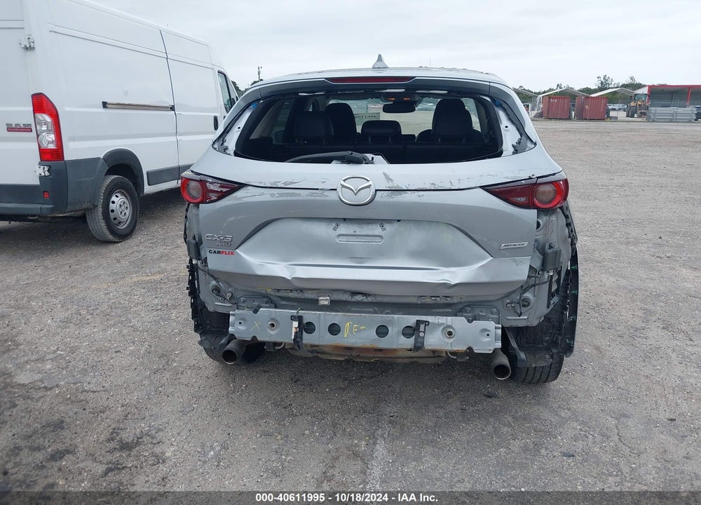 2018 MAZDA CX-5 TOURING VIN: JM3KFBCM6J0329103