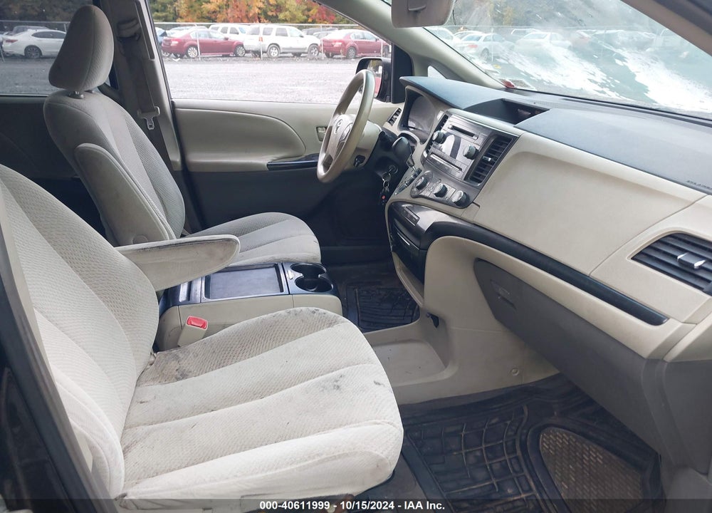 2011 TOYOTA SIENNA LE V6 VIN: 5TDKK3DC5BS105254