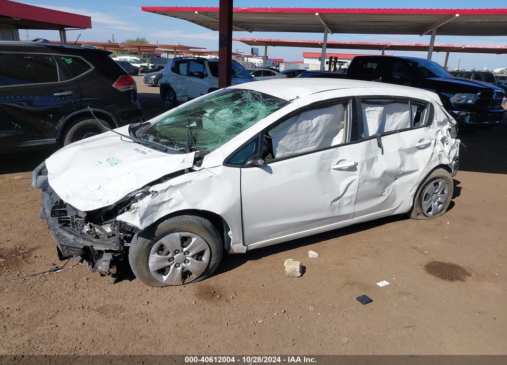 2017 KIA FORTE LX VIN: KNAFK5A81H5695266