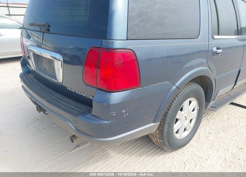 2003 LINCOLN NAVIGATOR VIN: 5LMFU27R53LJ25392