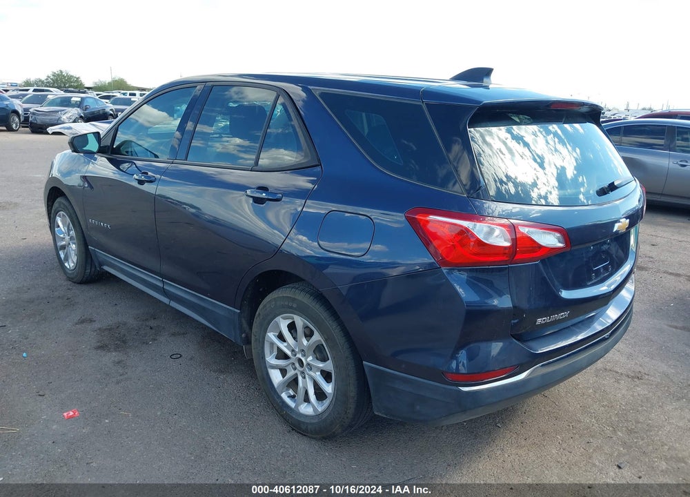 2018 CHEVROLET EQUINOX LS VIN: 3GNAXHEV5JS513846