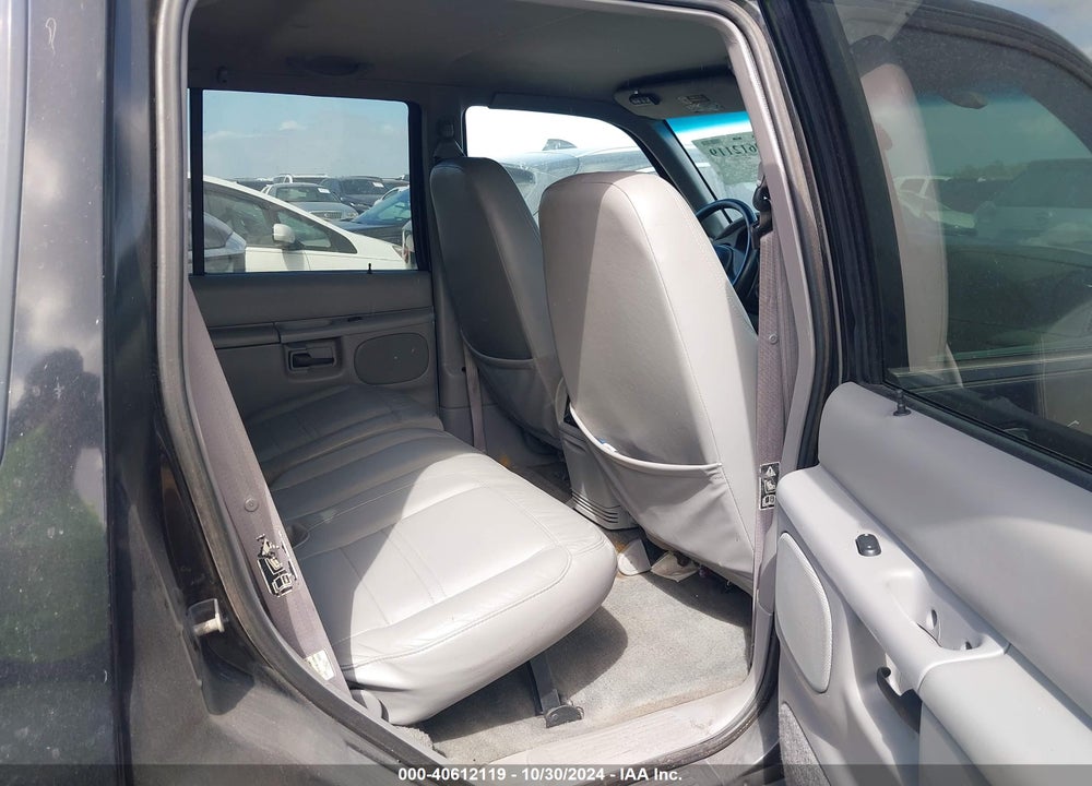 2000 MERCURY MOUNTAINEER VIN: 4M2ZU66P4YUJ44913