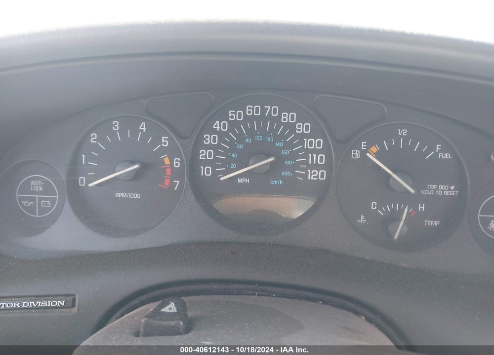 2001 BUICK REGAL LS VIN: 2G4WB52K711208717