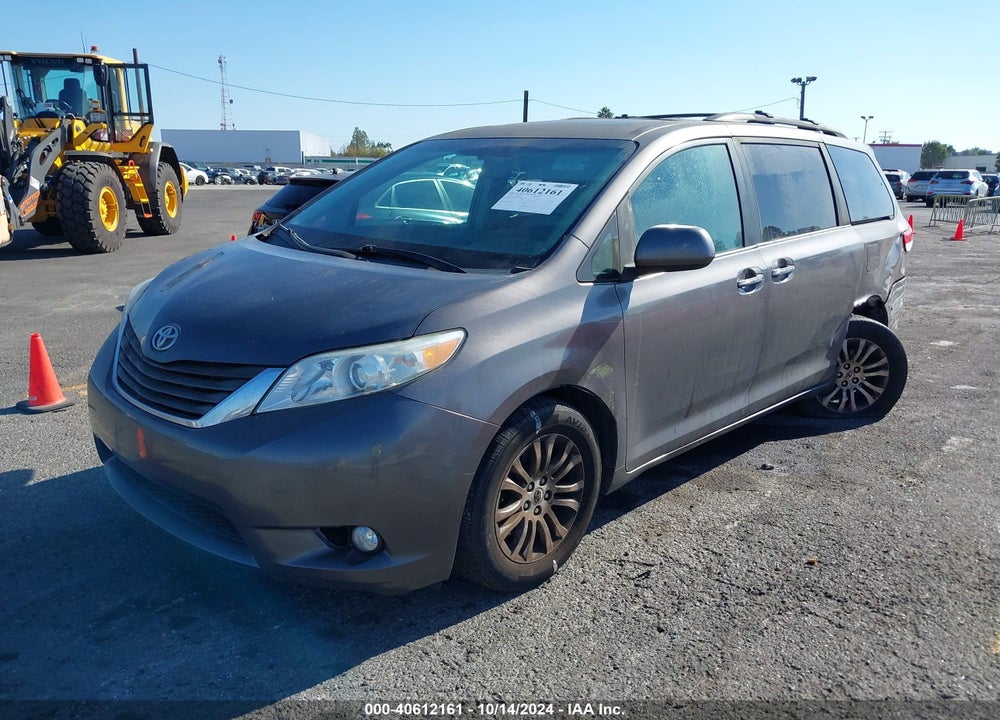 2011 TOYOTA SIENNA XLE V6 VIN: 5TDYK3DC9BS035252