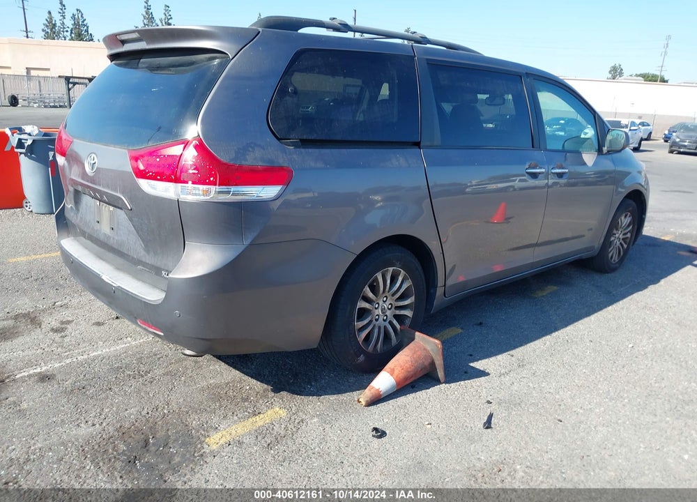 2011 TOYOTA SIENNA XLE V6 VIN: 5TDYK3DC9BS035252
