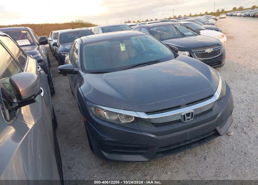 2018 HONDA CIVIC EX VIN: 19XFC2F77JE033829