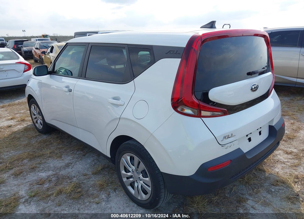 2020 KIA SOUL LX VIN: KNDJ23AU9L7121641