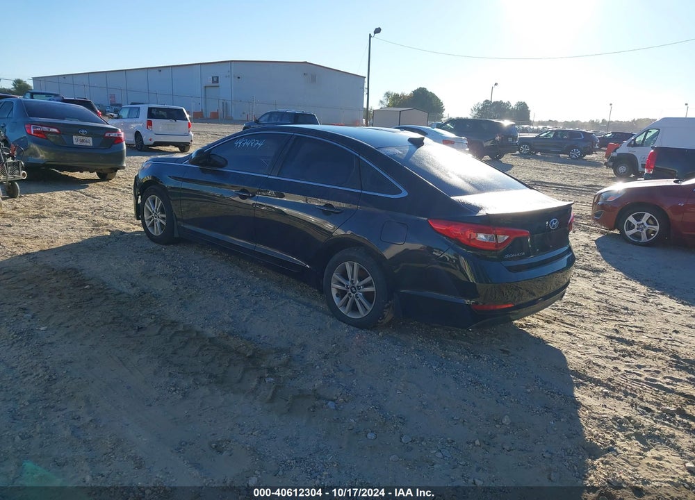 2015 HYUNDAI SONATA SE VIN: 5NPE24AF6FH197522