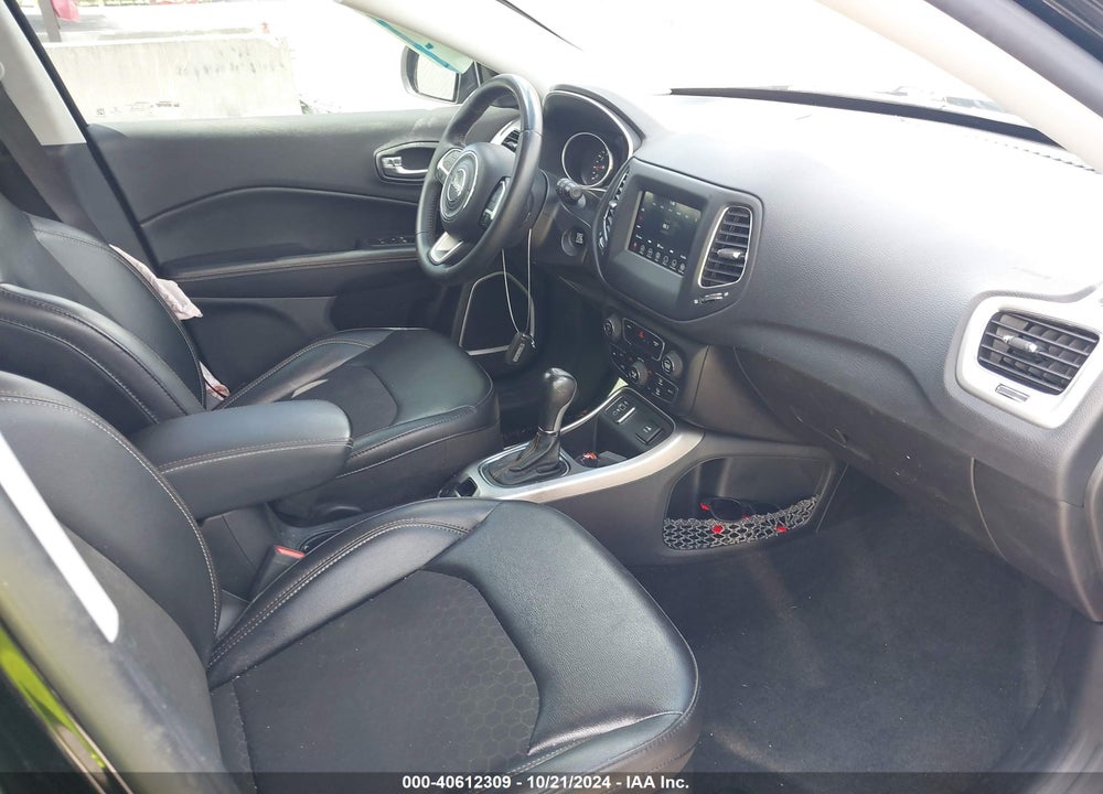 2019 JEEP COMPASS LATITUDE FWD VIN: 3C4NJCBB9KT856292