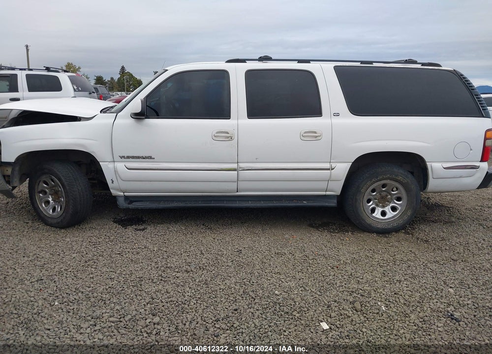 2000 GMC YUKON XL 1500 SLE VIN: 3GKEC16T4YG139001