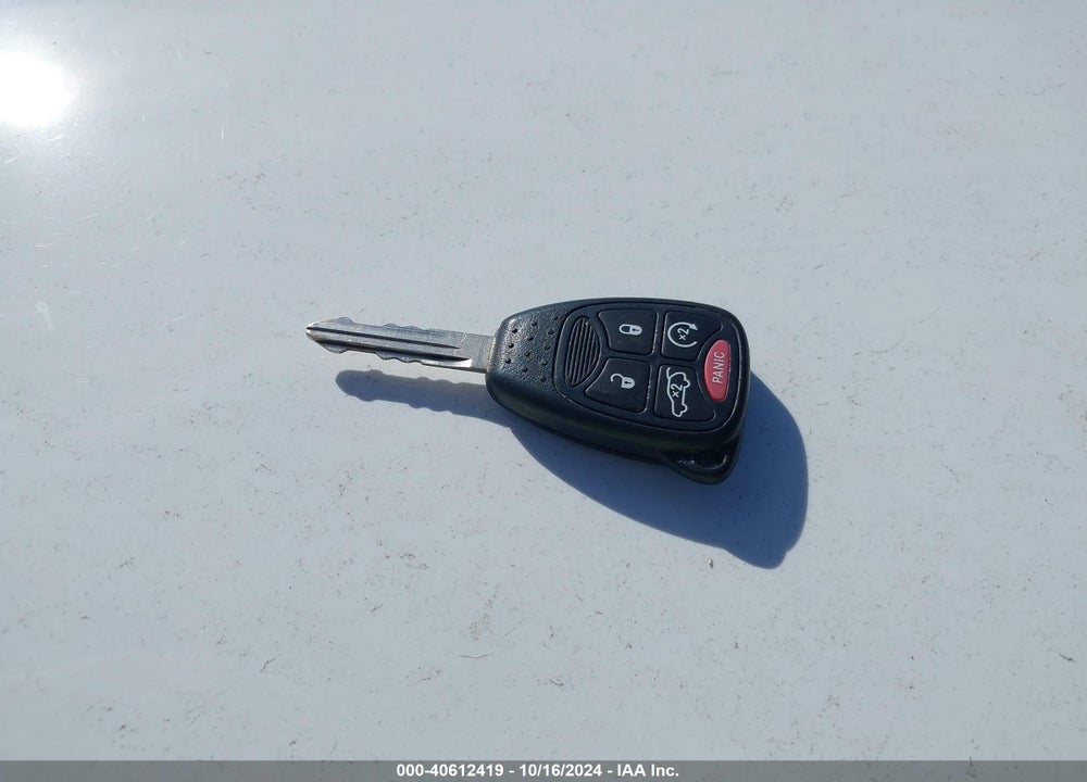 2013 CHRYSLER 200 LIMITED VIN: 1C3CCBCG6DN574222