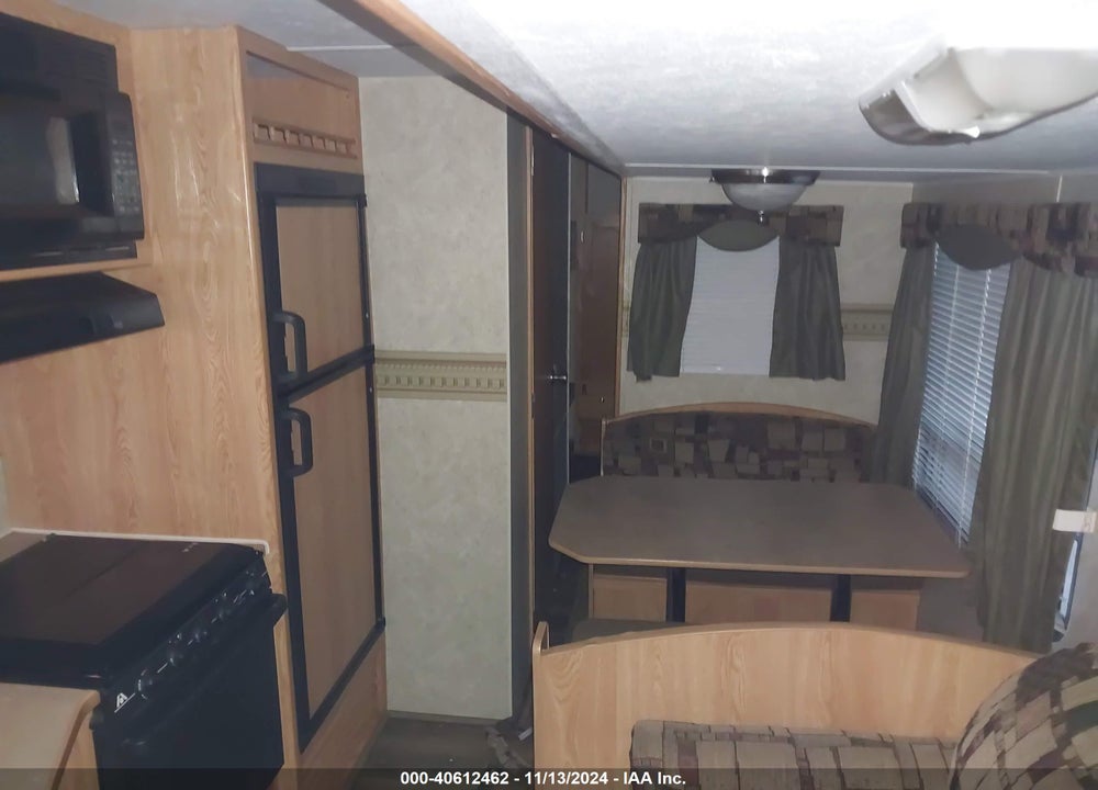 2008 SUNNYBROOK TRAVEL TRAILER VIN: 4UBAS0R2181D78673