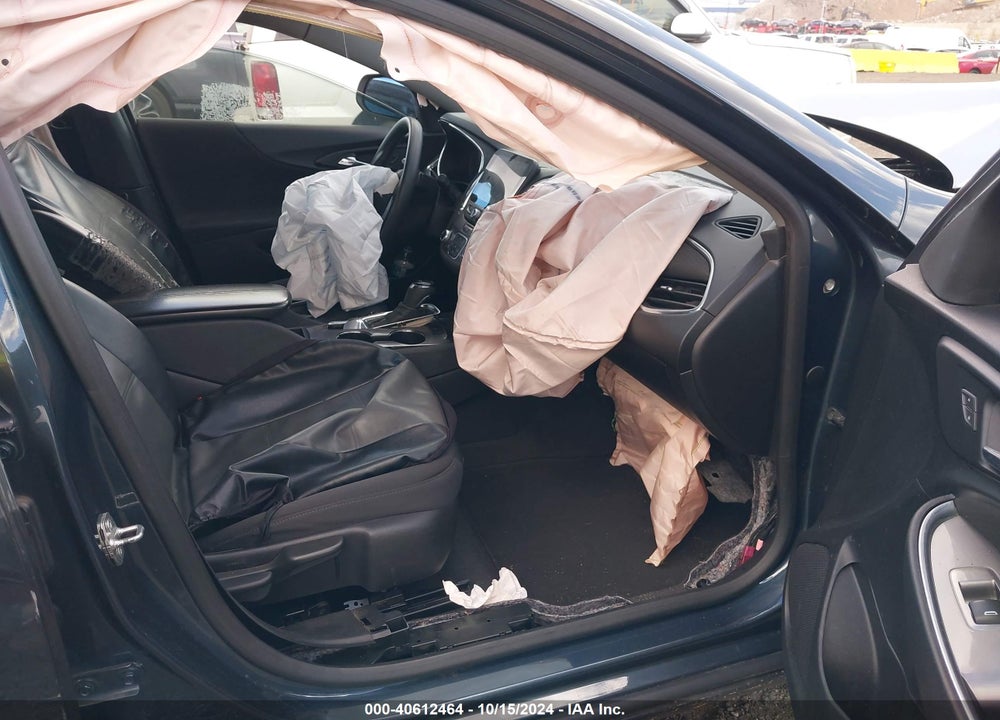 2019 CHEVROLET MALIBU LT VIN: 1G1ZD5ST1KF112671