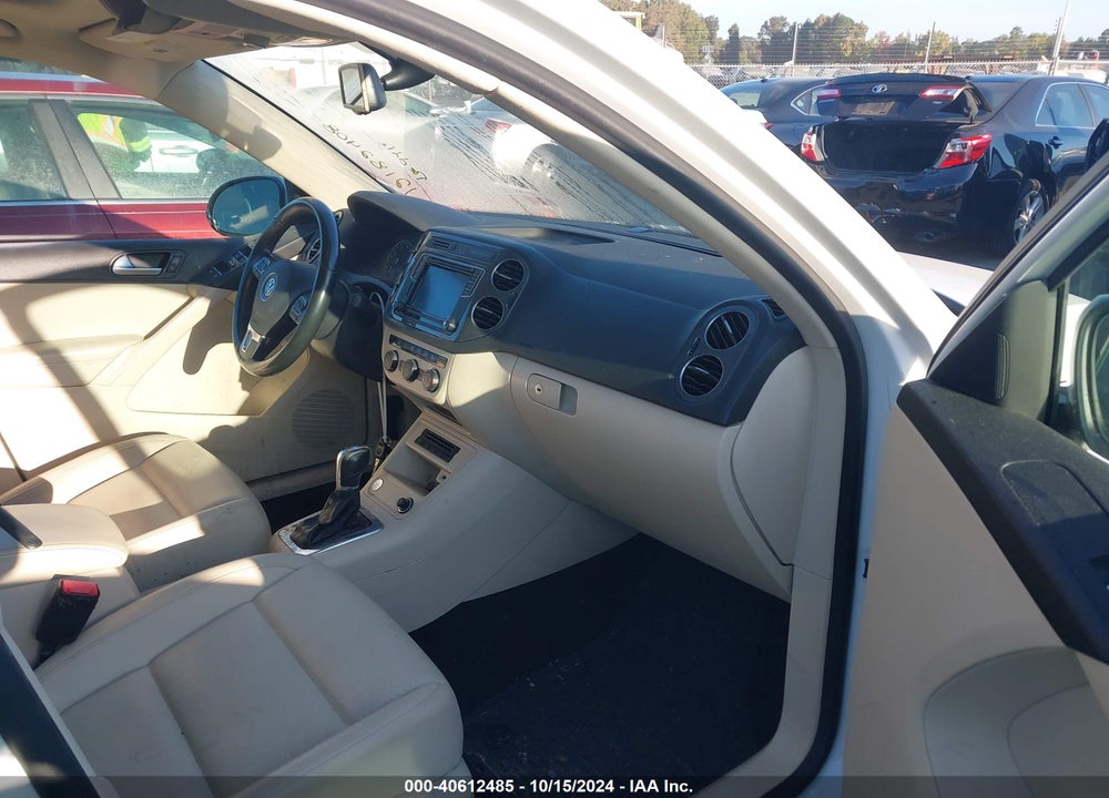 2017 VOLKSWAGEN TIGUAN 2.0T WOLFSBURG EDITION VIN: WVGRV7AX2HK012451