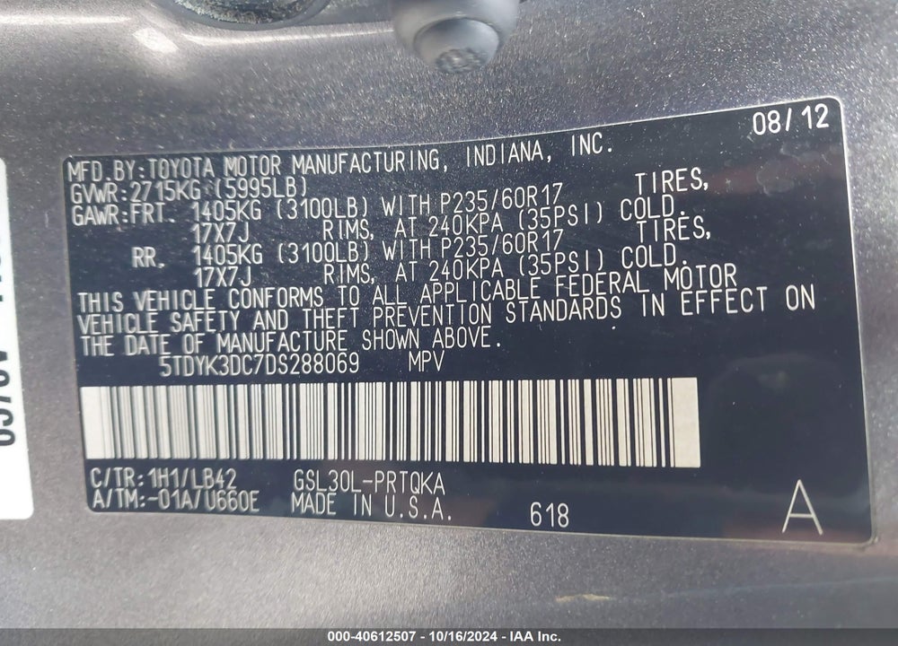 2013 TOYOTA SIENNA XLE V6 8 PASSENGER VIN: 5TDYK3DC7DS288069
