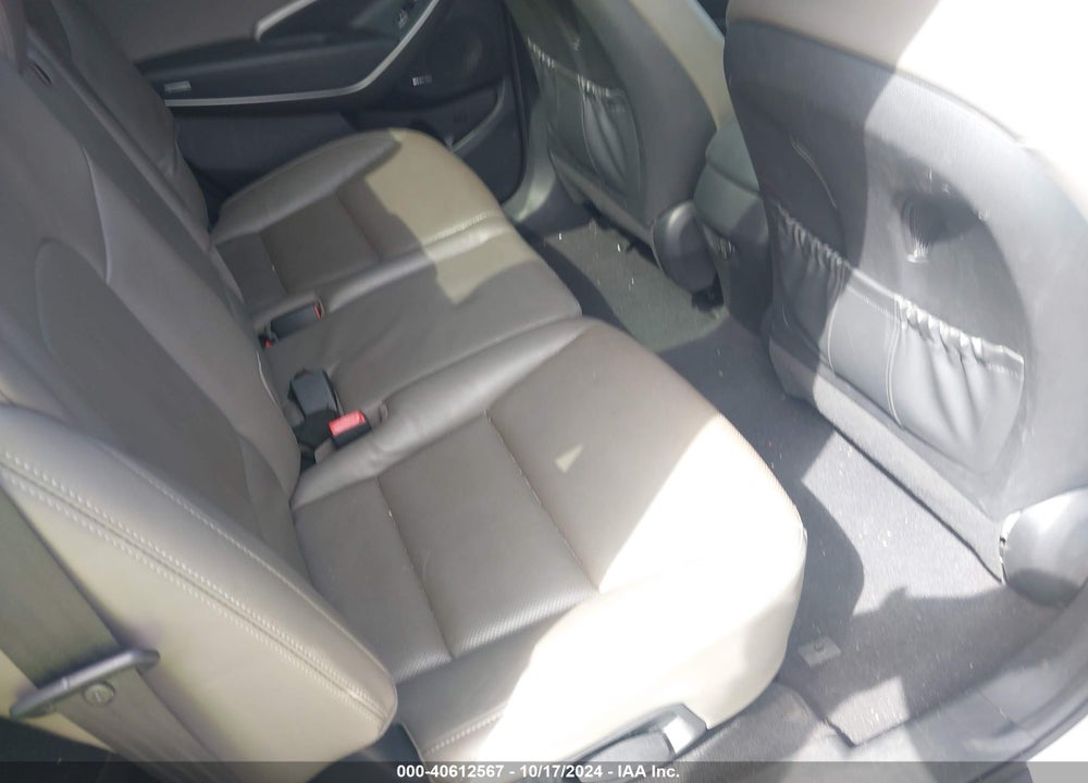 2016 HYUNDAI SANTA FE SE VIN: KM8SR4HF2GU134411