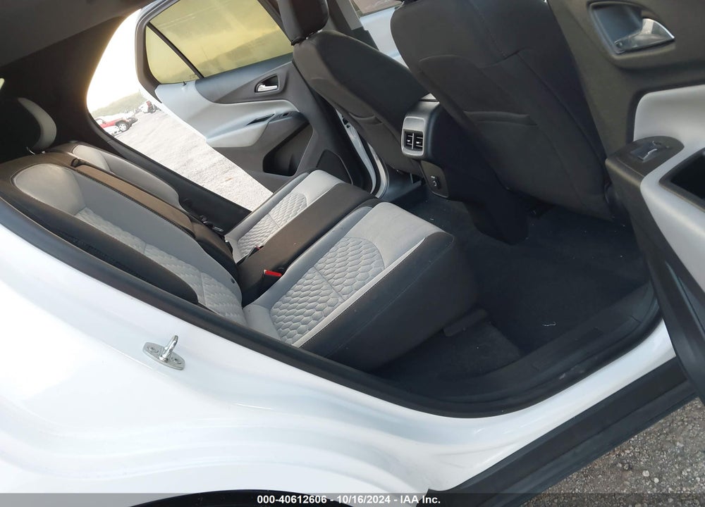 2020 CHEVROLET EQUINOX FWD LS VIN: 3GNAXHEV5LS641538