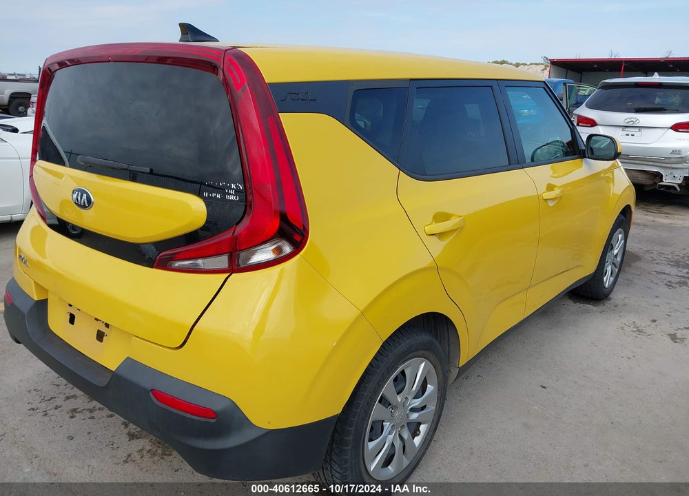 2020 KIA SOUL LX VIN: KNDJ23AU6L7110323