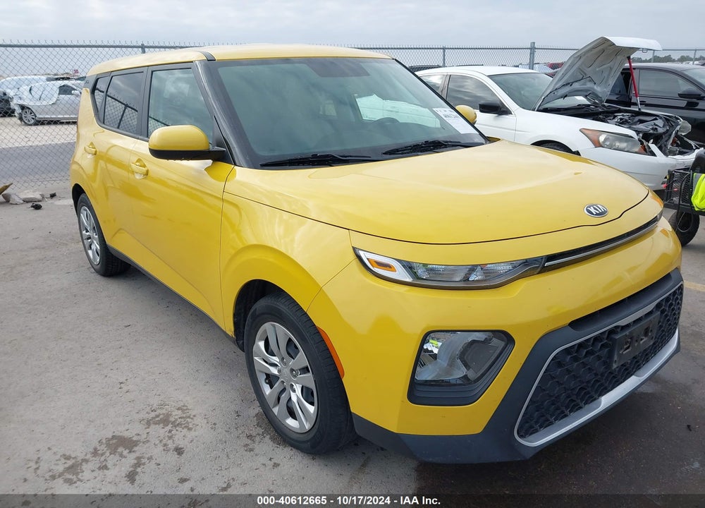 2020 KIA SOUL LX VIN: KNDJ23AU6L7110323