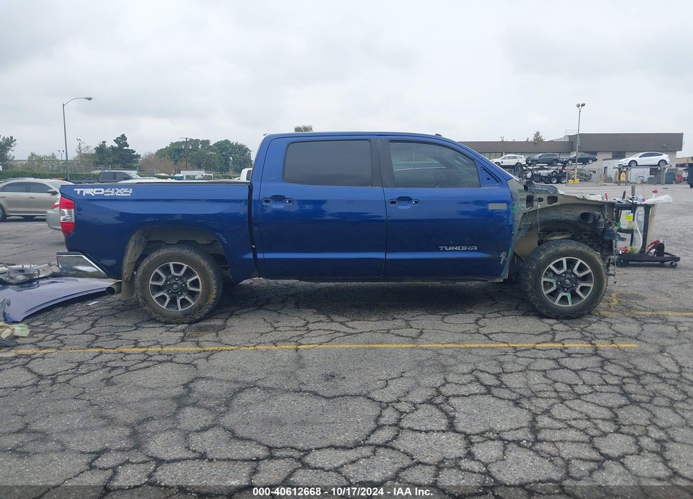 2015 TOYOTA TUNDRA SR5 5.7L V8 VIN: 5TFDW5F13FX418842