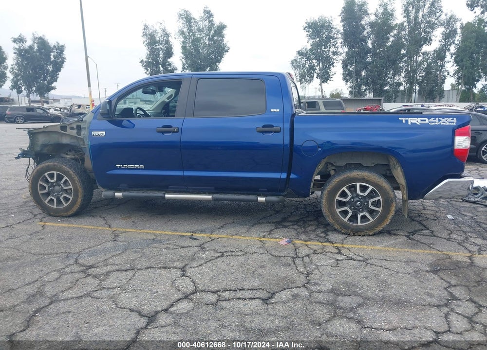 2015 TOYOTA TUNDRA SR5 5.7L V8 VIN: 5TFDW5F13FX418842